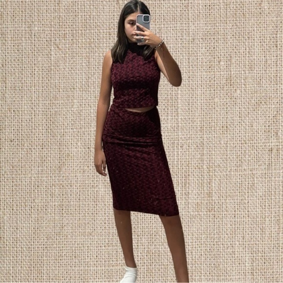 Whiskey boutique Dresses & Skirts - Two piece sweater midi skirt set​